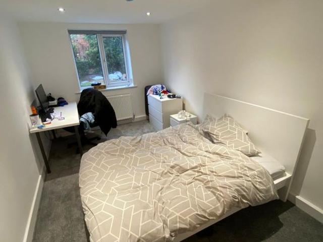 Room for rent in Elmfield, Leicestershire
