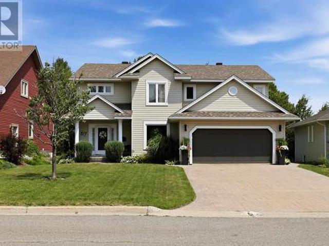 House for sale in Sault Sainte Marie, Ontario