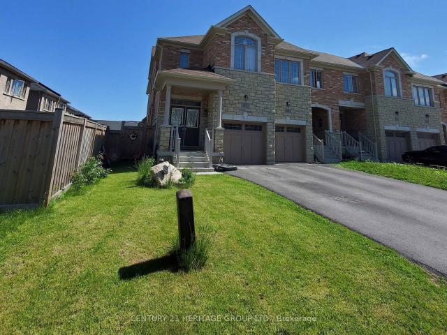 Townhouse for rent in Woburn, Ontario
