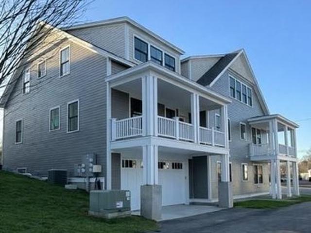 Townhouse for sale in East Greenwich, Rhode Island