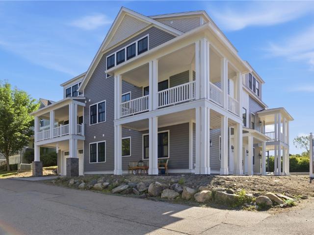 Condo for sale in East Greenwich, Rhode Island