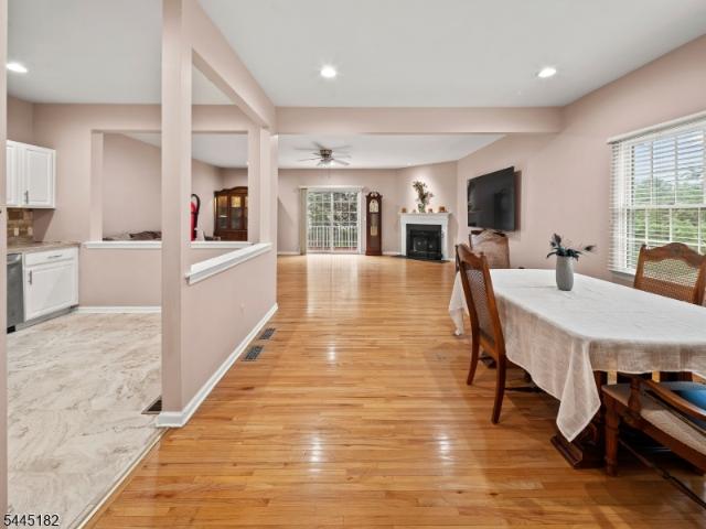 Townhouse for sale in Parsippany, New Jersey
