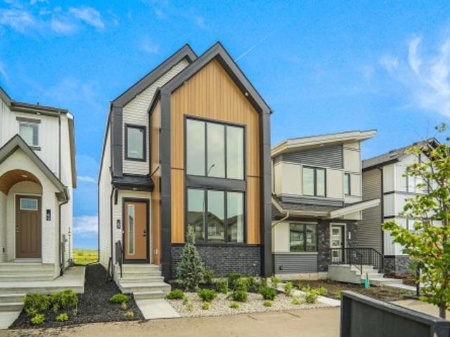 House for sale in Fort Saskatchewan, Alberta