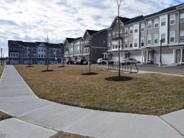 Townhouse for sale in Morris Plains, New Jersey