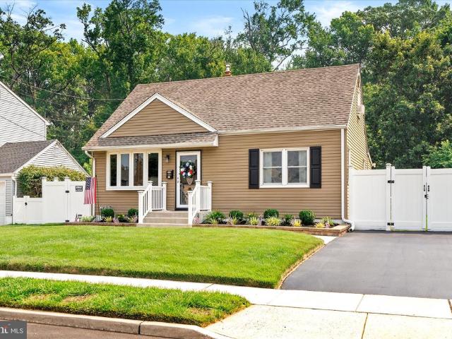 House for sale in Crosswicks, New Jersey
