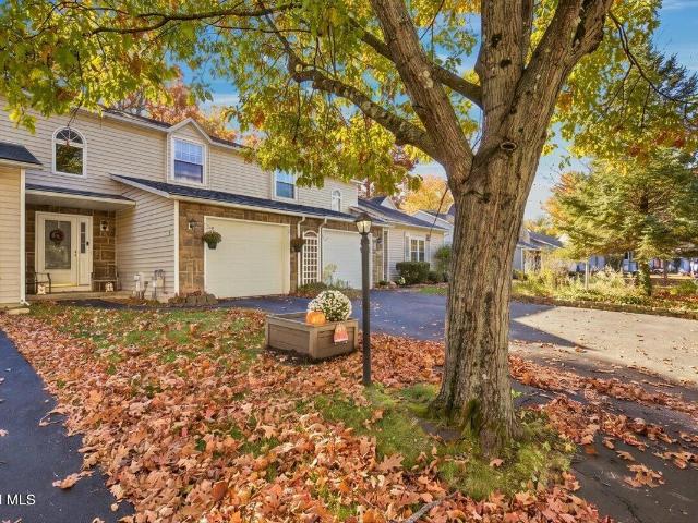 Townhouse for sale in New Scotland Woods, City of Albany