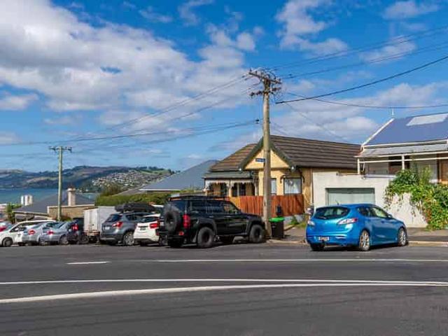 House for rent in Otakou
