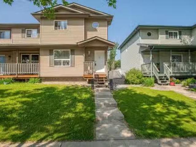 House for sale in Saint Albert, Alberta