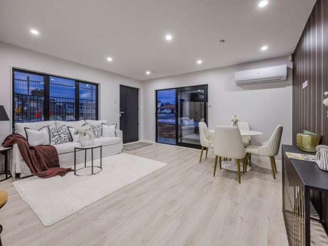 Townhouse for sale in Manurewa, Oroua County