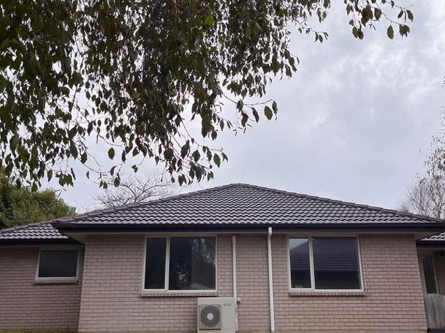 House for rent in Owhata, Oroua County