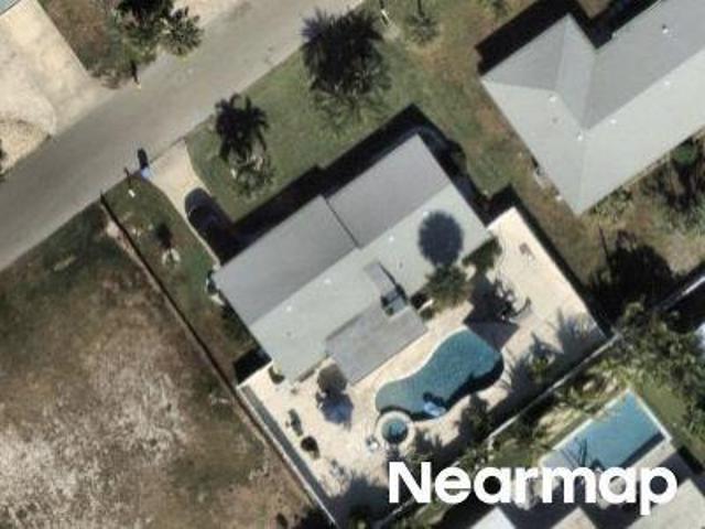 House for sale in Holmes Beach, Florida