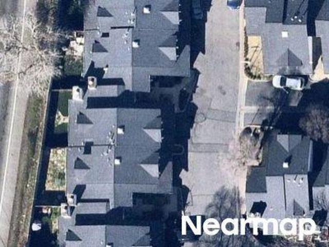 House for sale in Colonial Manor, Sacramento