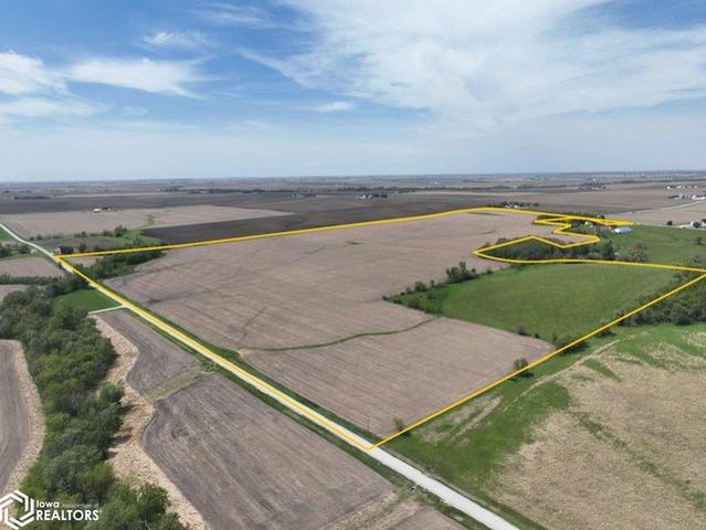 Farm for sale in Shellsburg, Iowa