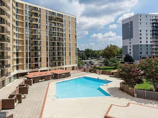 Condo for sale in Virginia