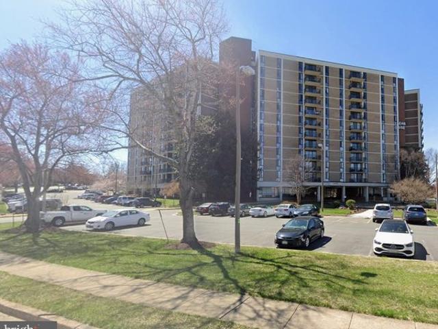 Condo for sale in Virginia