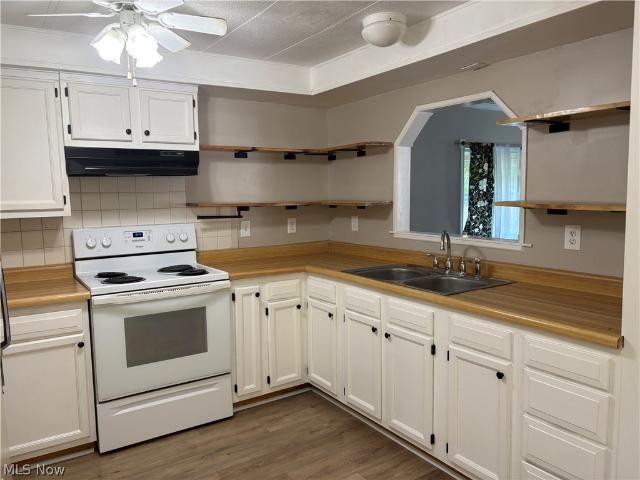 House for sale in Geneva, Ohio