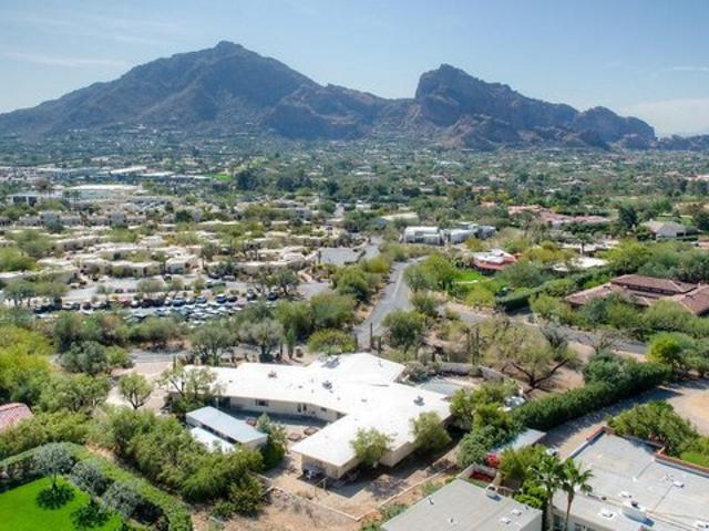 House for sale in Paradise Valley, Arizona
