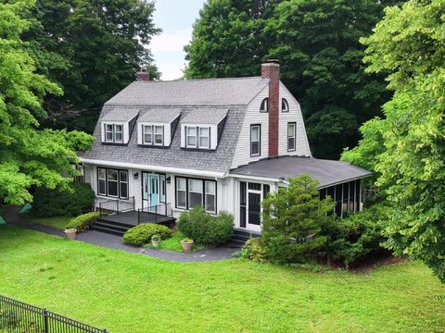House for sale in Caledonia, Wisconsin