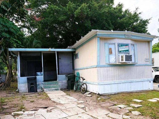 House for sale in Coconut Creek, Florida