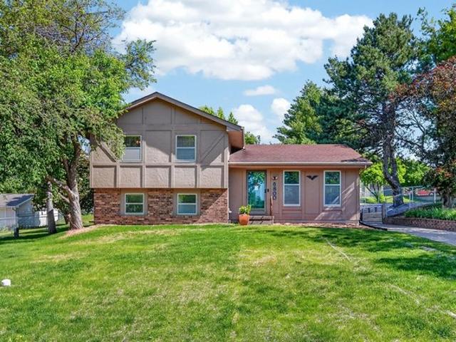 House for sale in Johnston, Iowa