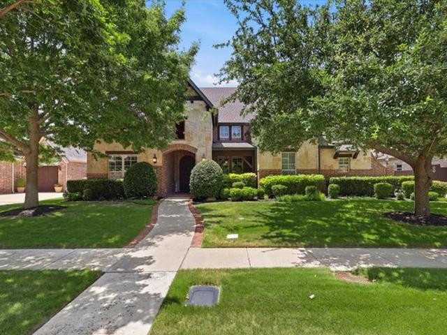 House for sale in Colleyville, Texas
