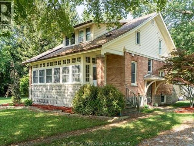 House for sale in Chatham–kent, Ontario