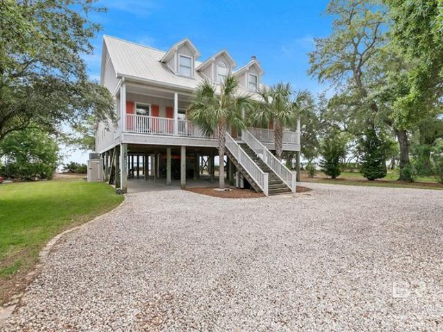 House for sale in Elberta, Alabama