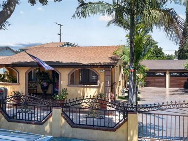 House for sale in Paramount, California