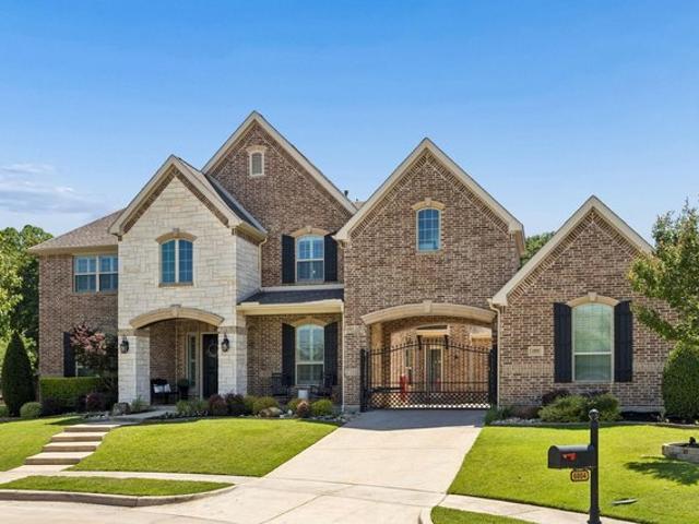 House for sale in Colleyville, Texas