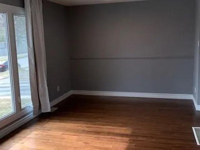 House for rent in Niagara Falls, Golden Horseshoe