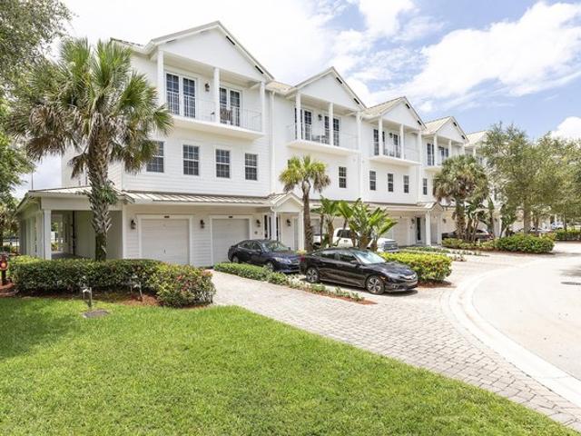 Townhouse for sale in Davie, Florida