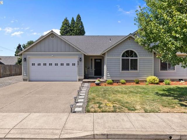 House for sale in Oregonia
