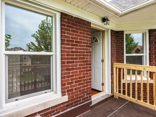 Duplex for rent in Detroit