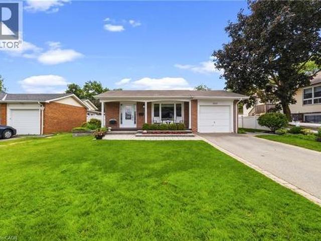 House for sale in Burlington, Ontario