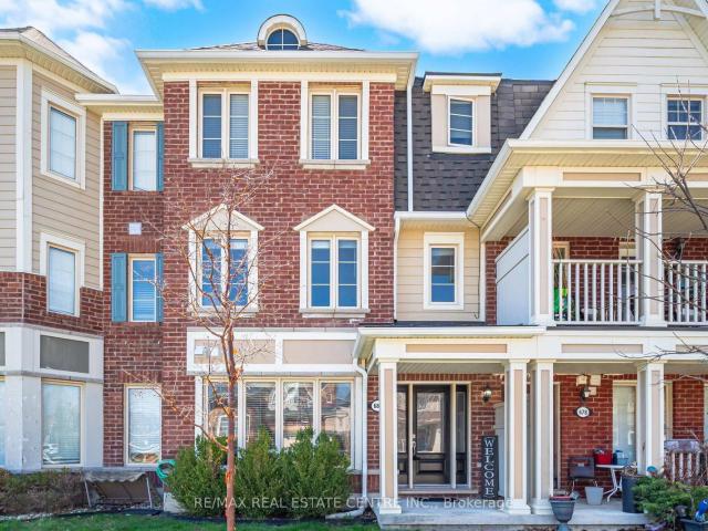 Townhouse for sale in Woburn, Ontario