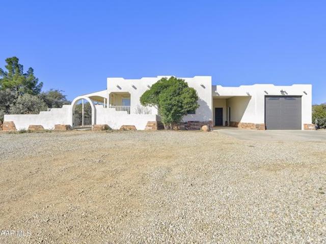 House for sale in Dewey-Humboldt, Yavapai County