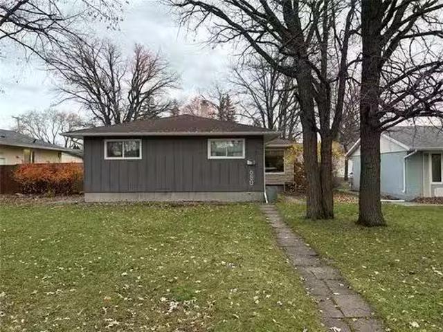 House for sale in East St. Paul, Manitoba