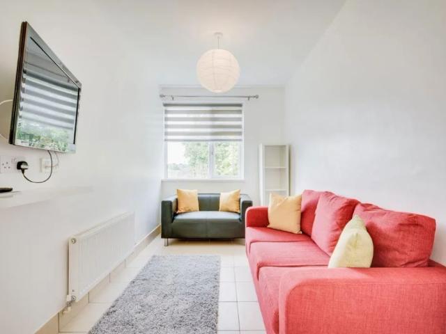 Apartment for rent in St. Martin's, The Bridge