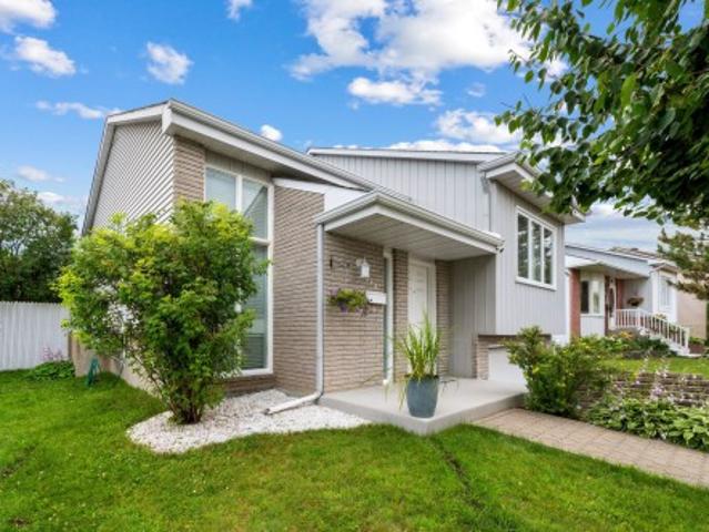 House for sale in Fabreville, Quebec