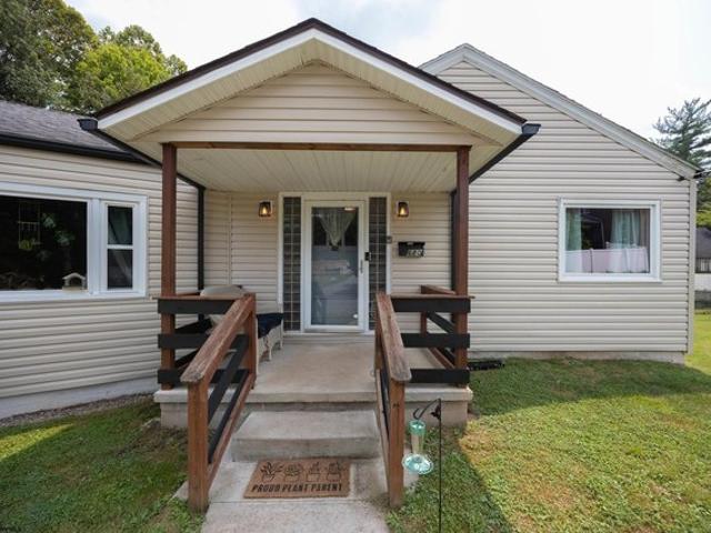 House for sale in Clarksburg, West Virginia