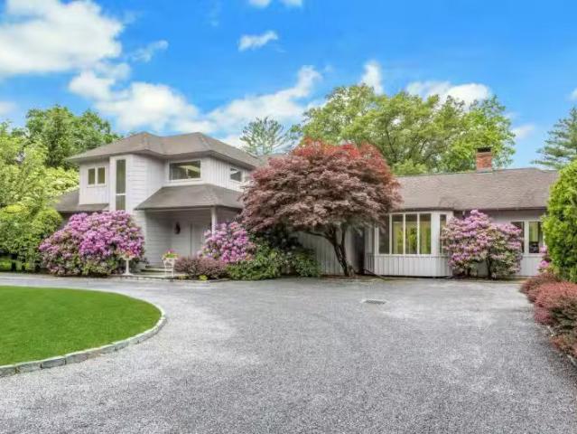 House for rent in New Canaan