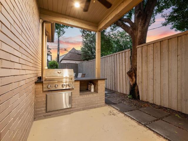 House for sale in Dallas, Texas