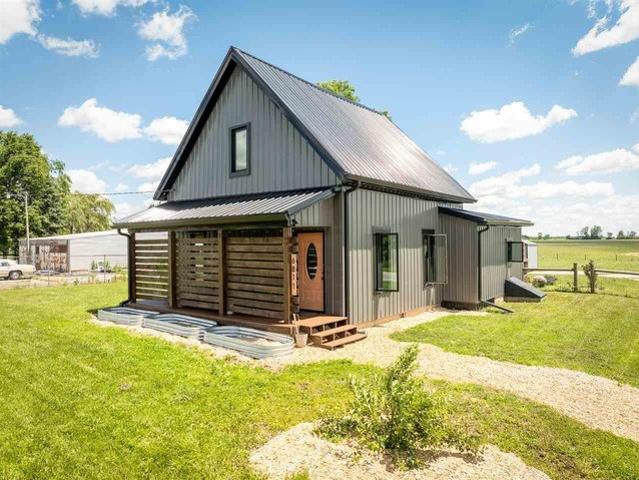 House for sale in Lynn, Indiana