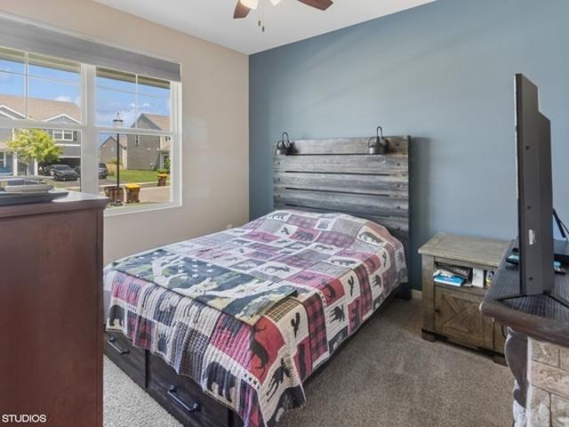 House for sale in Wonder Lake, McHenry County