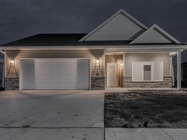 House for sale in Horace, North Dakota