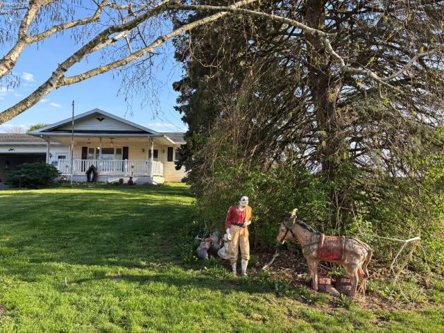 House for sale in Castalia