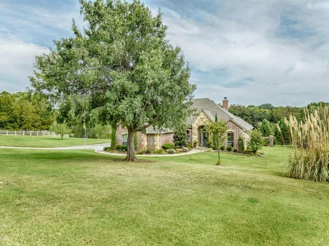 House for sale in Edmond, Oklahoma