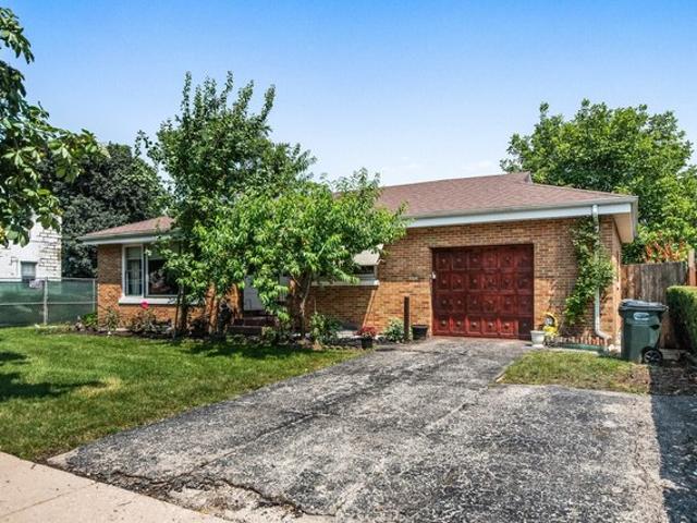 House for sale in Lincolnwood, Illinois
