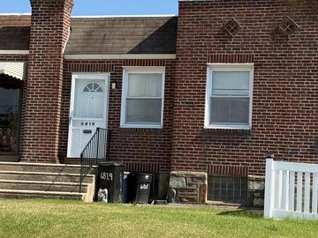 Townhouse for sale in Philadelphia, Pennsylvania