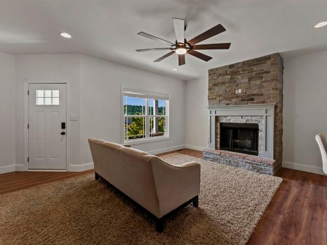 House for sale in Bowling Green, Kentucky